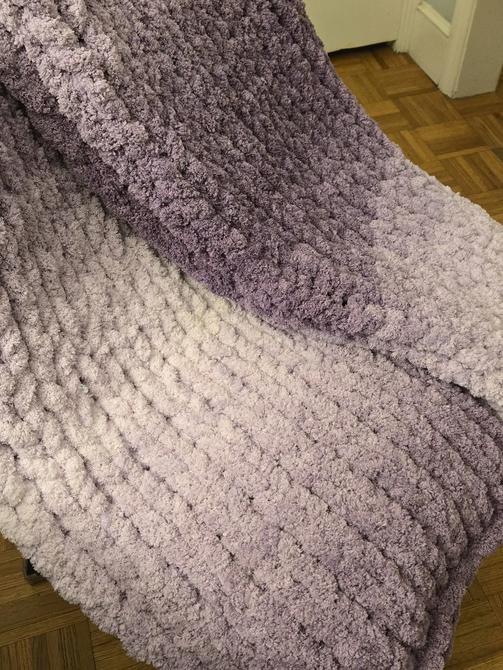 Plush Chunky HandKnit Lavender Twin Size Blanket - Unbranded